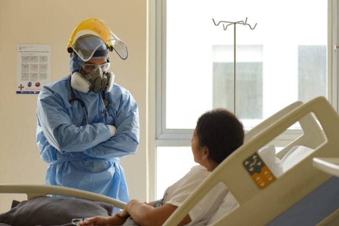 Ecuador registra 28 nuevos muertos y 728 contagios más por coronavirus