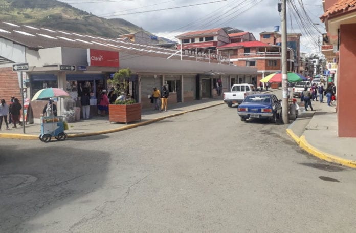 1 -7A..4 COLES..MERCADO PAUTE
