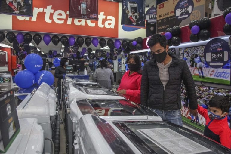 Comercio por “Black Friday” en Cuenca disminuyó en al menos un 50 por ciento