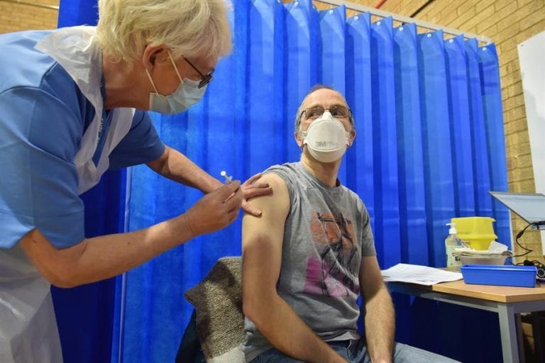 Reino Unido pasa a ser el segundo país con más casos diarios de coronavirus