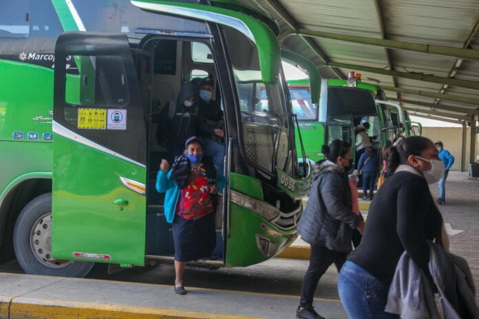 1 -7A...4 COLES..BUSES PARROQUIALES...XCA...