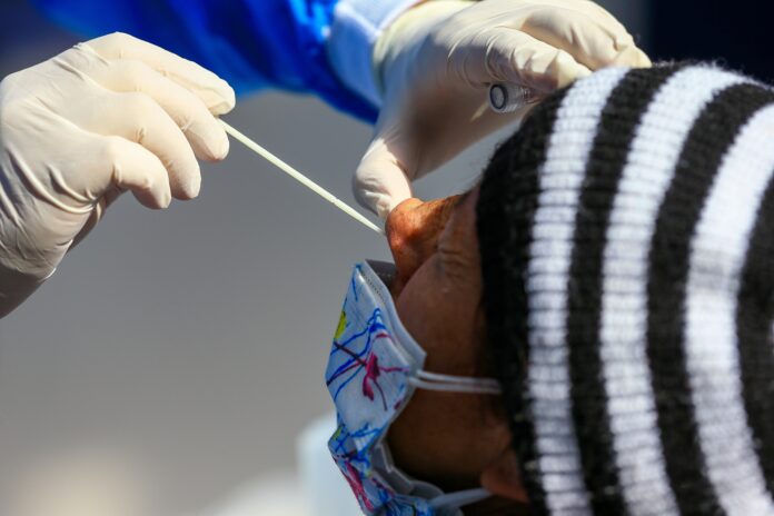 Ecuador registra 3.871 nuevos casos de covid y acumula 781.470 en pandemia