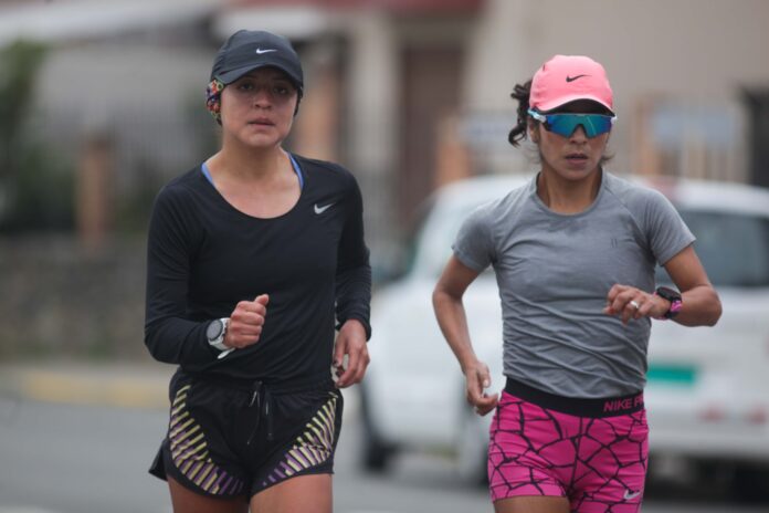 glenda-morejon-y-paola-perez- 1-3B 4 coles xca