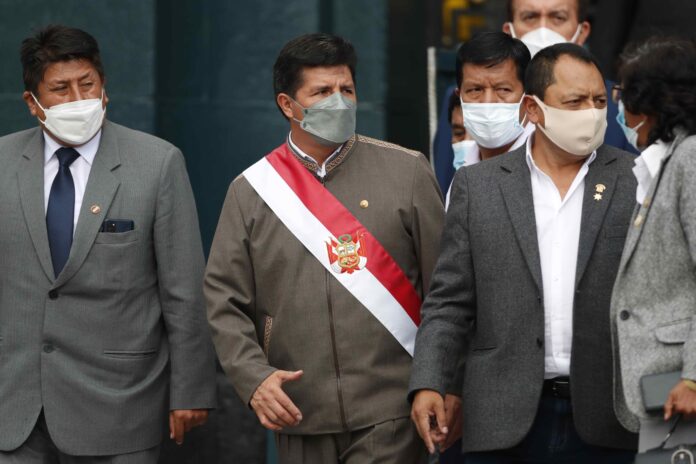 Presidente Pedro Castillo asiste al debate de vacancia presidencial en el Congreso