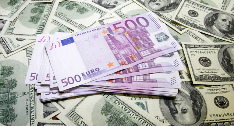 El euro se recupera tras caer a la paridad con el dólar
