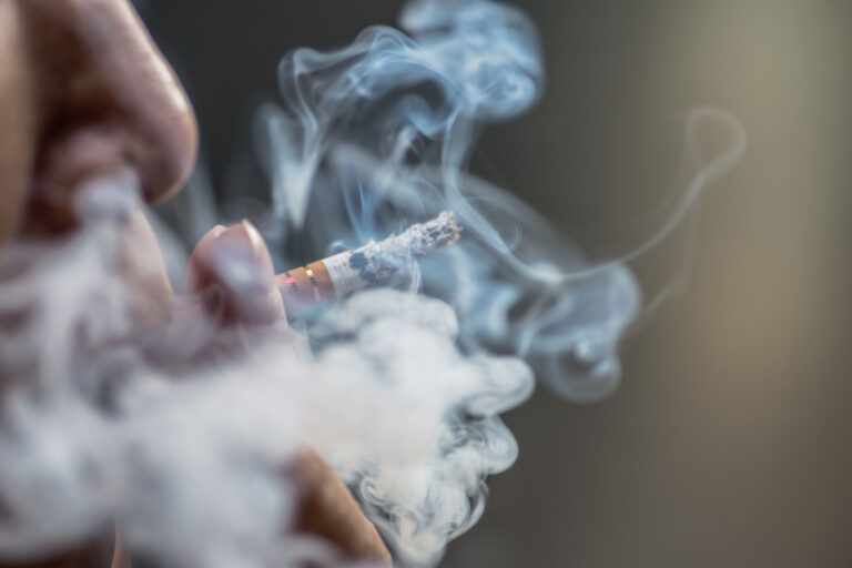 El 70 % cigarrillos que se venden en Azuay son ilegales