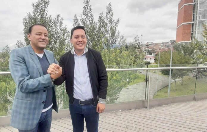 Javier Serrano y Cristian Zamora, nuevos alcaldes de Azogues y Cuenca, respectivamente.