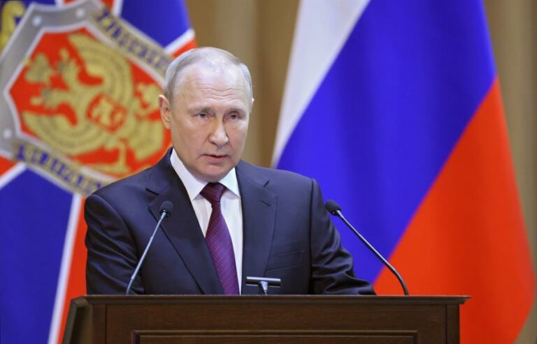 Putin promulga la suspensión del tratado de desarme nuclear con EEUU