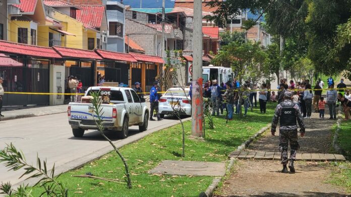 La Policía Nacional desarrolla las investigaciones de la muerte de Marible Castillo, en la ciudadela El Rosal perteneciente a la parroquia Hermano Miguel.