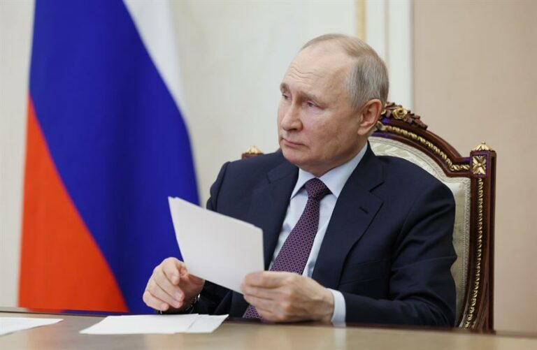 Putin firma decreto sobre servicio militar en primavera para 147.000 personas