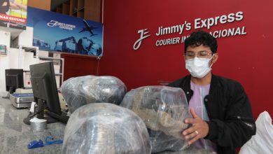 El Gobierno establece beneficio para el envío de paquetes del extranjero al Ecuador. / XCA