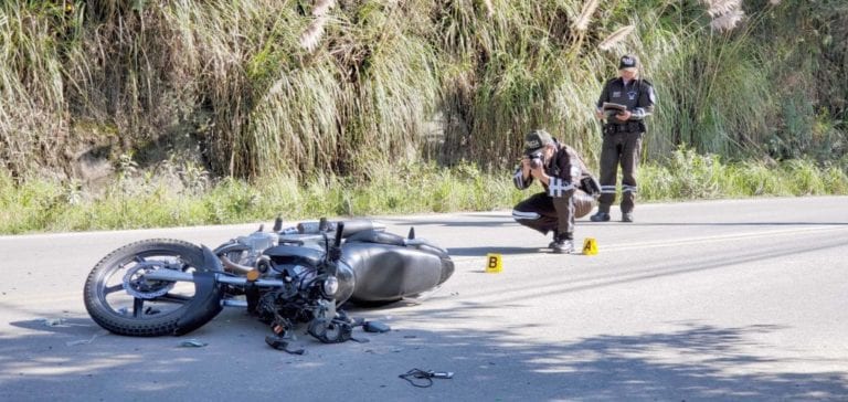 Tres accidentes implican a motociclistas en vías de Cuenca
