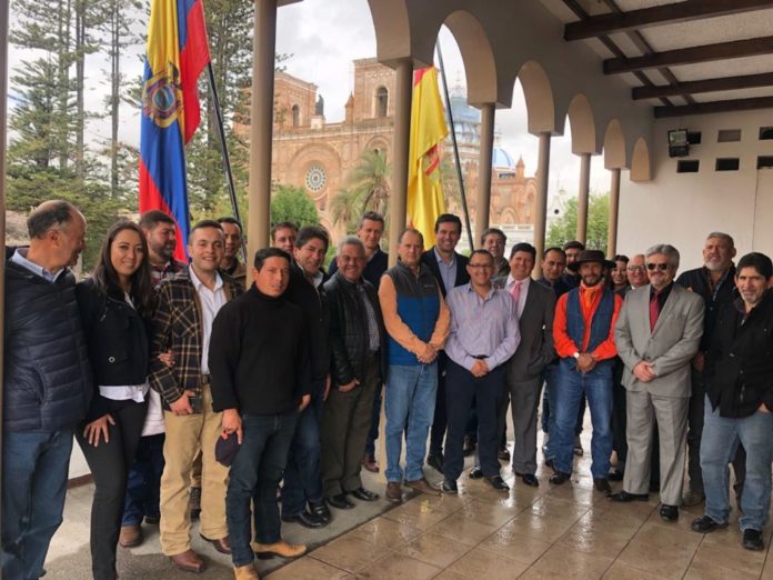 1-8a-acr-3col-asistentes a la conformacion asamblea