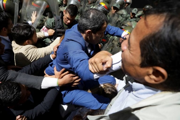 Gobierno interino de Bolivia critica «manipulación» de Maduro en Parlamento