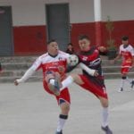 Instantes del compromiso entre los conjuntos de Independiente y Armenillas. PSR