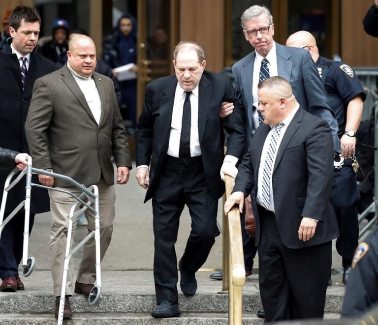 Juez del caso Weinstein evalúa nuevas pruebas y rechaza testigo de la defensa