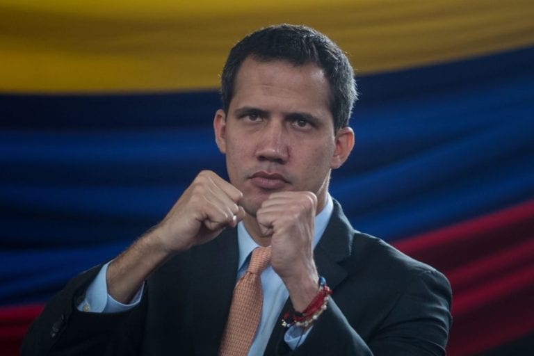 Guaidó culpa a Maduro por la muerte de militares en combate en la frontera