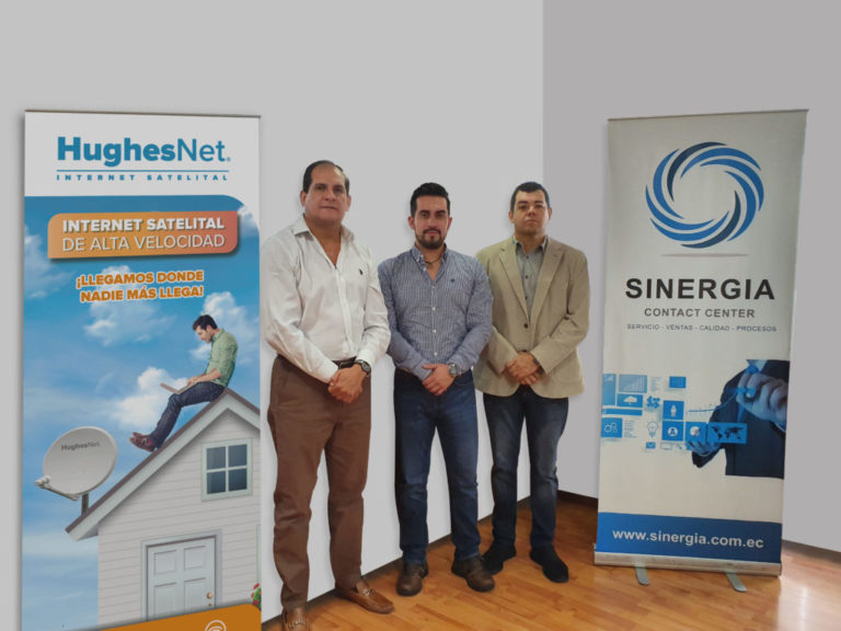 HughesNet® firma alianza con Sinergia para activar su servicio de call center