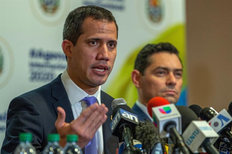 Guaidó dice que «va a sacar a la dictadura» y que Venezuela no está dividida