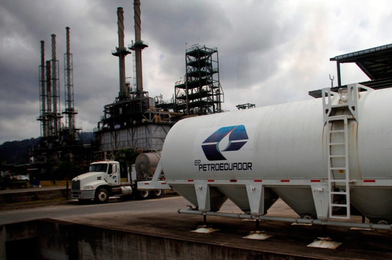 Petroecuador concreta la renegociación de contratos con la asiática PTT