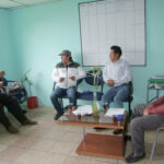 Los hermanos Jorge y Amable Arévalo (1 y 3 desde la ezquierda), Manuel Pacheco (2Izq.), y Sandoval Guatama, en la reunión.(AZD)