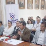 Interviene Vinicio Jaya, representante del colectivo Cerro El Mozo. (AZD)