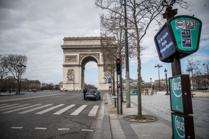 Paris lockdown due to pandemic covid-19