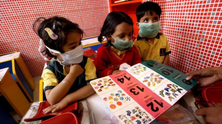 El coronavirus priva de escuela a uno de cada cinco alumnos en el mundo