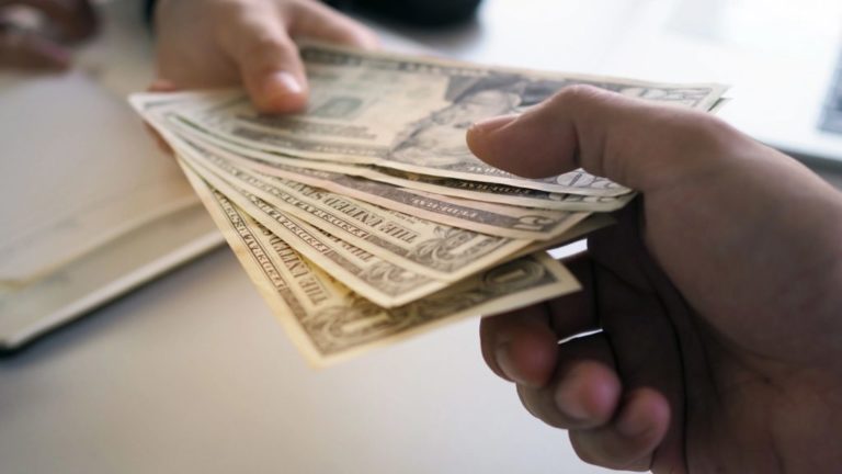 Captación ilegal de dinero: la tentadora modalidad que cae tarde o temprano