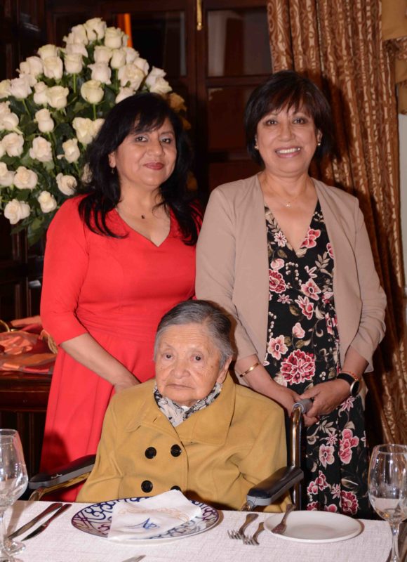 Ma. Rosa Piedra, Beatriz González y Magdalena Piedra