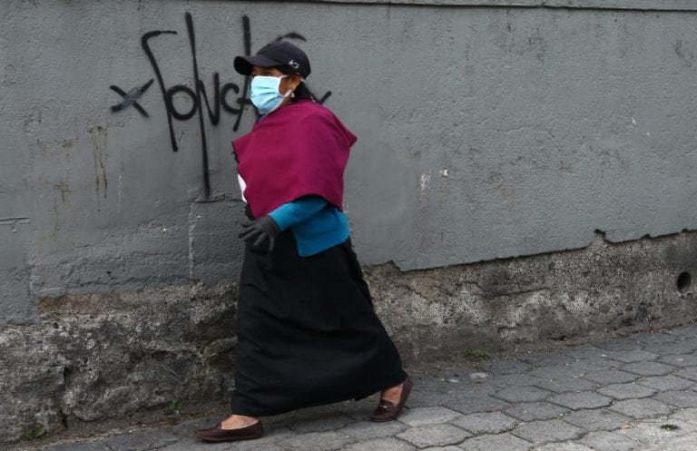 Mujeres ecuatorianas piden más atención a sus derechos en época de coronavirus