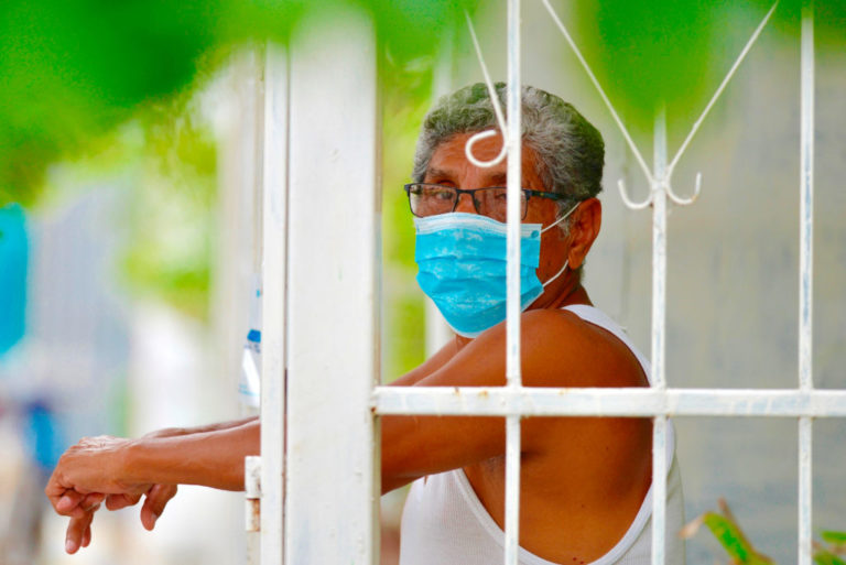 Cifra de contagiados sube a 10.850 en el país y a 278 en Azuay