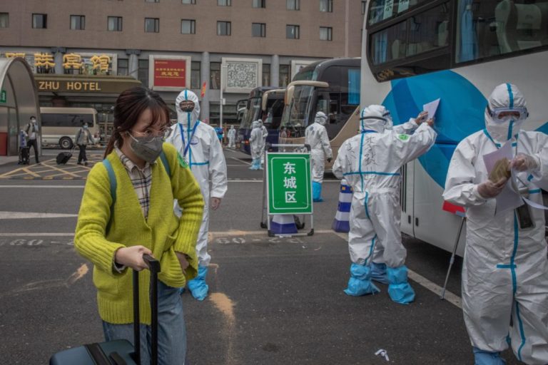 Un caso importado contagia a 3 familiares en Pekín tras 14 días de cuarentena