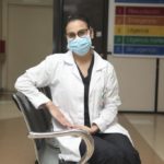 La neumóloga María Angélica Orellana, haciendo un corto paréntesis a su labor con los pacientes COVID 19.(XCA)