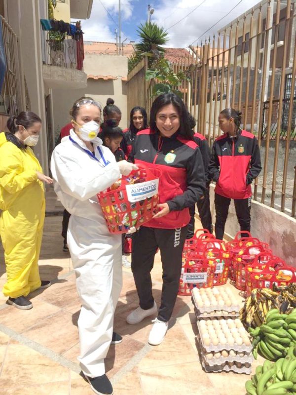 Cuenca Femenino recibe apoyo y donaciones