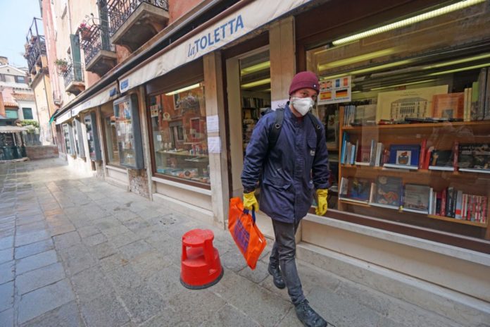 Bookstores reopen during Coronavirus crisis in Italy