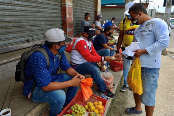 Prosecutor's Office investigates alleged irregular collections in morgues de Guayaquil