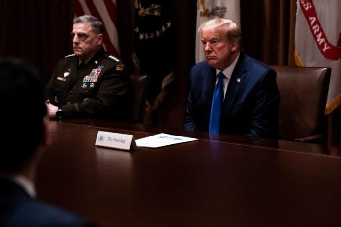 La apuesta de Trump: reabrir la economía y aceptar que habrá una segunda ola