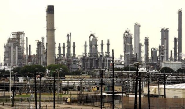 Petróleo de Texas abre con una subida del 10,43 % por reaperturas y recortes