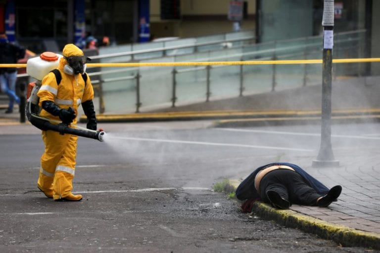 Ecuador reporta otros 256 fallecidos por COVID-19 y eleva cifra a 2.594
