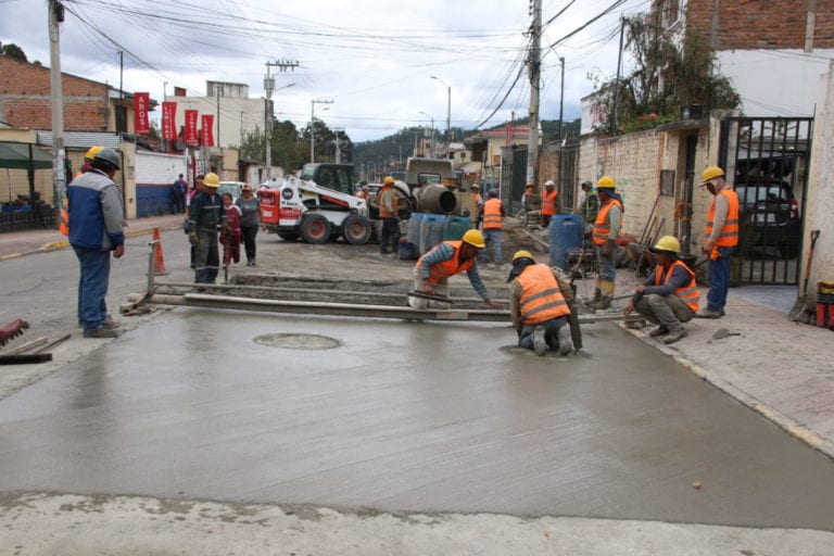 Municipio de Cuenca pedirá 50 millones para vías urbanas