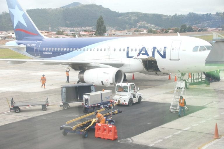 Aeropuerto de Cuenca intenta levantar el vuelo