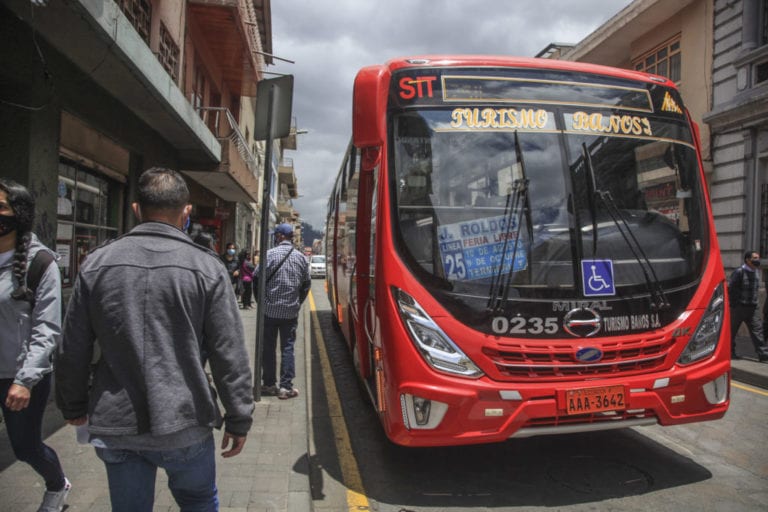 Ya habrá servicio de buses urbanos los domingos