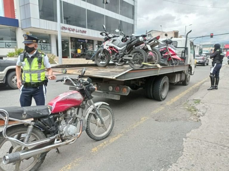 EMOV intensifica control de motociclistas para prevenir accidentes