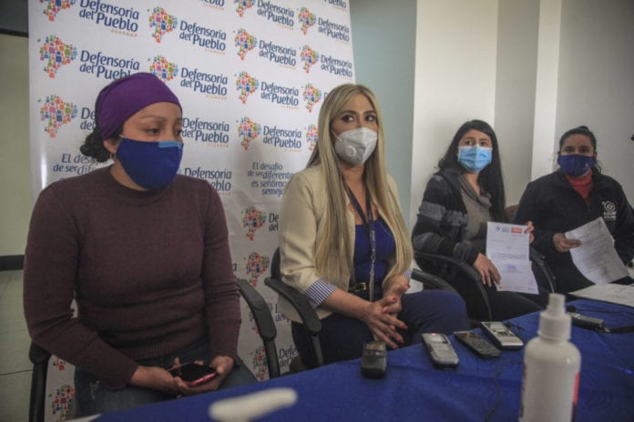 1 - 7A...4 COLES....DENFENSORIA DEL PUEBLO EXTRABAJADORES DE PREFECTURA...XCA