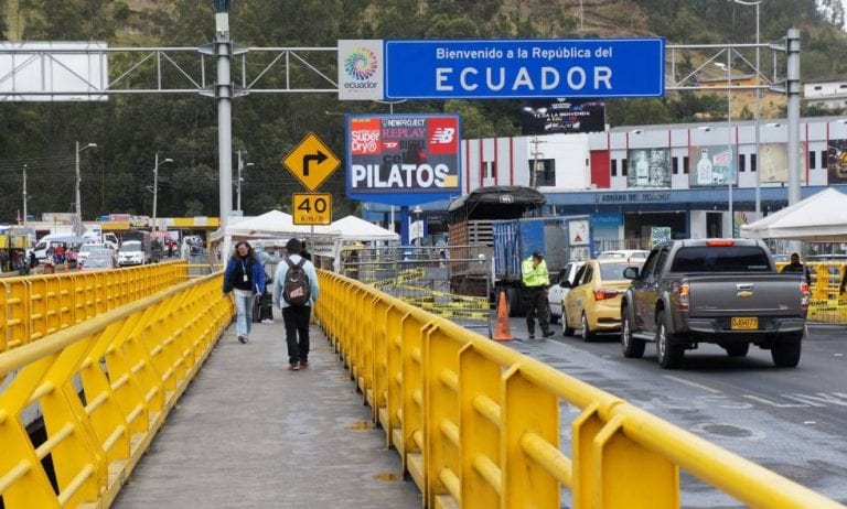 Fronteras terrestres con Colombia y Perú seguirán cerradas