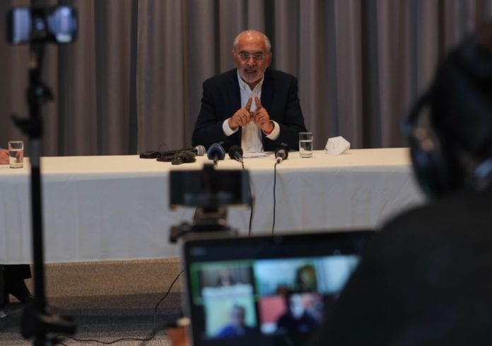 Carlos Mesa pide al mundo que vigile con detalle las elecciones en Bolivia