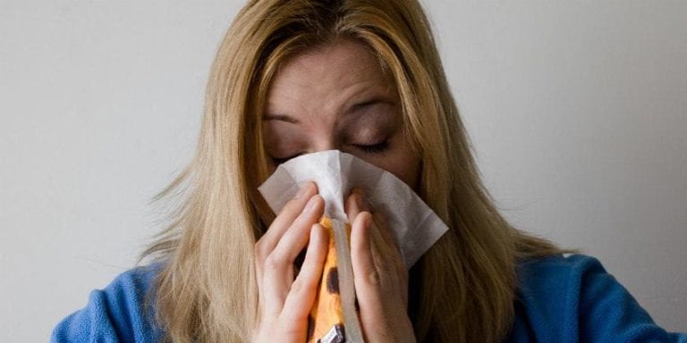 ¿Qué síntomas diferencian la COVID, de la gripe o el resfriado?
