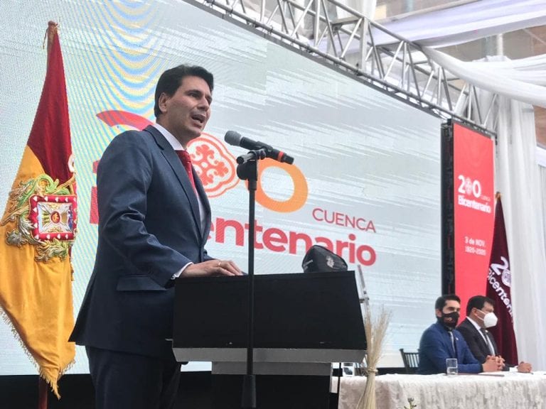 El alcalde Pedro Palacios ratifica sus ofertas de campaña en la celebración del Bicentenario