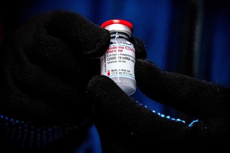 Las primeras vacunas llegarán a Ecuador este miércoles, confirma el Ministerio de Salud